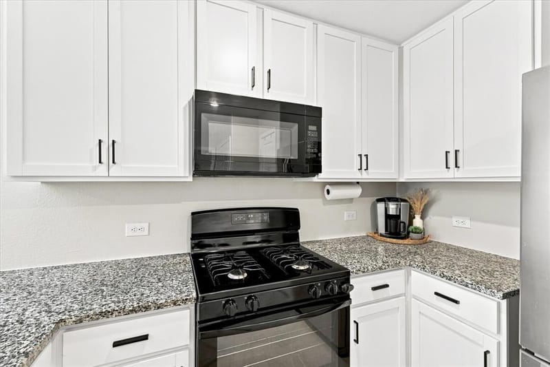 11741 Marcellus Way, Justin TX 76247 - Photo 14