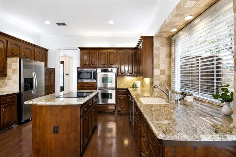 8344 Coral Drive, Dallas TX 75243 - Photo 14