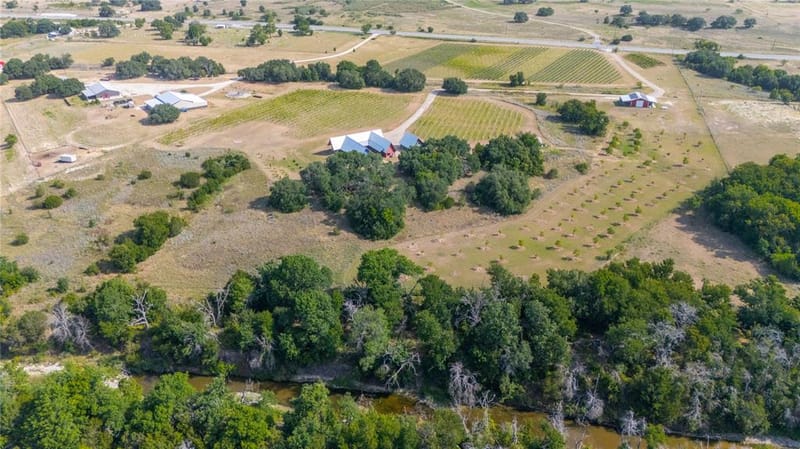 25270 East State Highway 6, Hico TX 76457 - Photo 33
