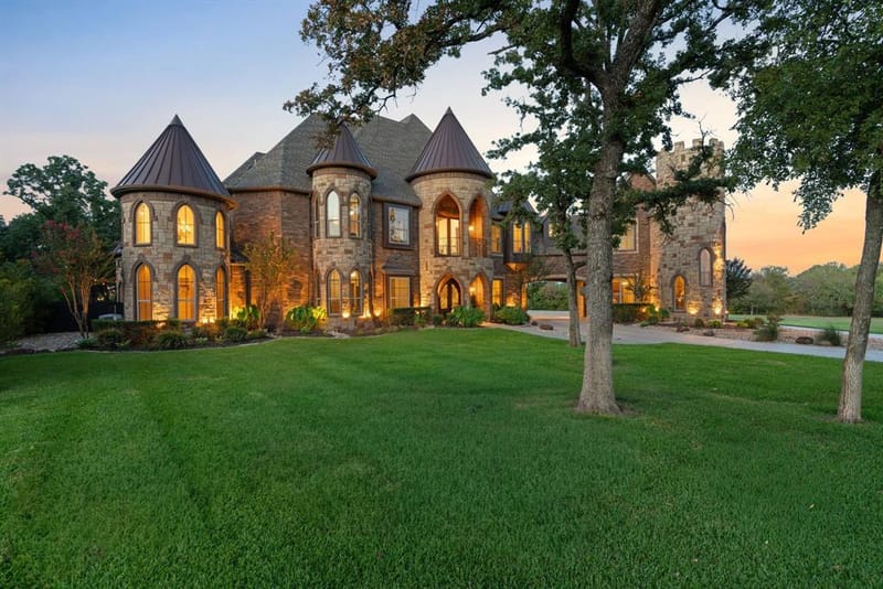 664 Manor Drive, Argyle TX 76226