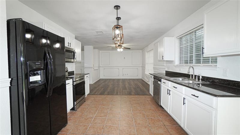 4006 Collin Court, Heartland TX 75126 - Photo 4