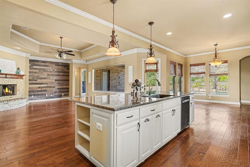 6909 Heritage Oaks Drive, Mansfield TX 76063 - Photo 9