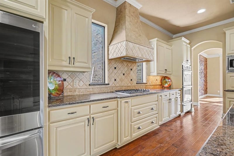 6909 Heritage Oaks Drive, Mansfield TX 76063 - Photo 8