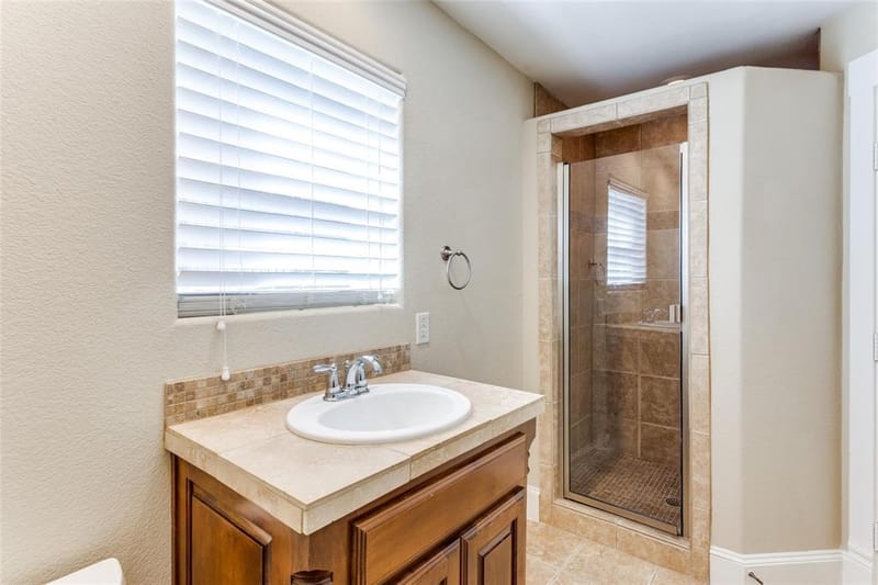 6633 Lost Star Lane, Fort Worth TX 76132 - Photo 16