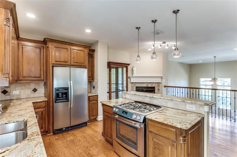 6633 Lost Star Lane, Fort Worth TX 76132 - Photo 11