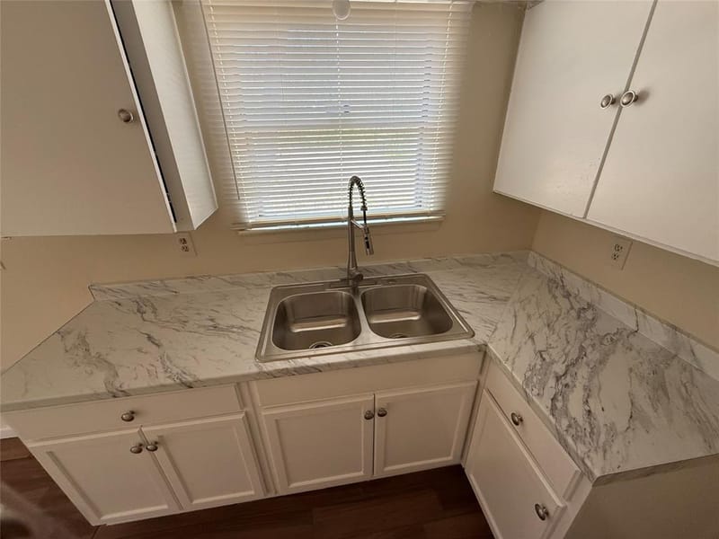 7935 Larchridge Drive, Dallas TX 75232 - Photo 6