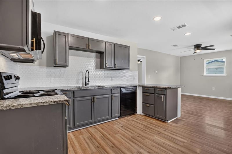 2007 SE 21st Avenue, Mineral Wells TX 76067 - Photo 8