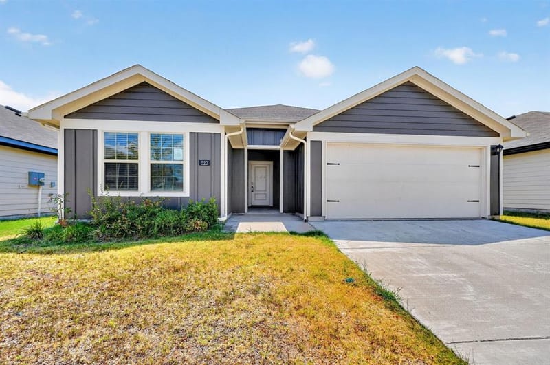 520 Creek End Drive, Princeton TX 75407 - Photo 2