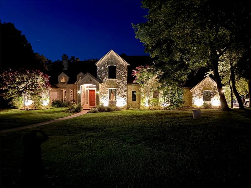392 Creek Bend Drive, Aledo TX 76008 - Photo 2