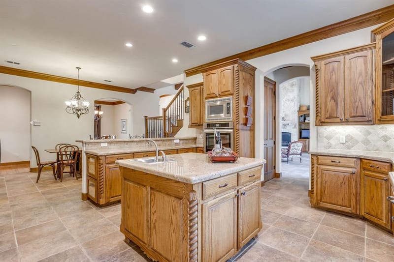 392 Creek Bend Drive, Aledo TX 76008 - Photo 13