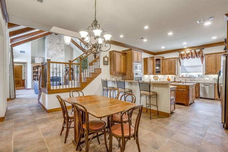 392 Creek Bend Drive, Aledo TX 76008 - Photo 11