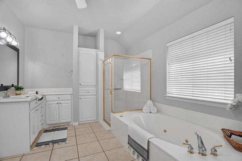 9216 Hanging Moss Drive, Granbury TX 76049 - Photo 22