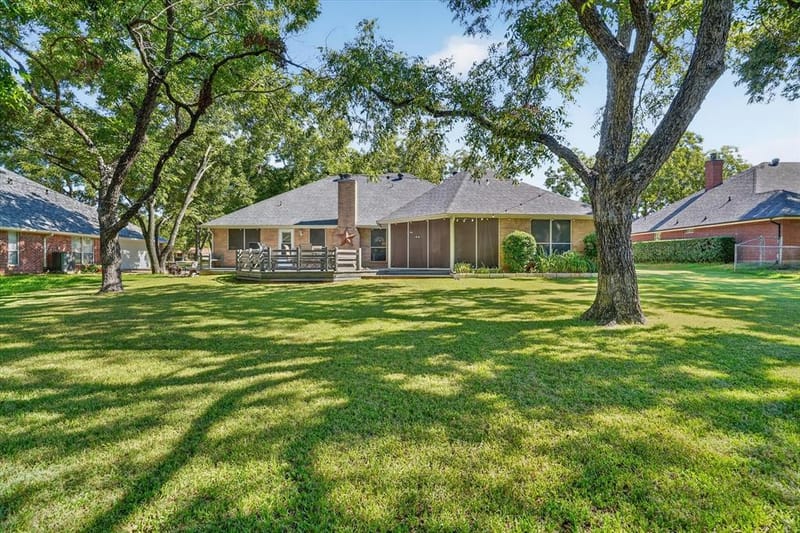 9216 Hanging Moss Drive, Granbury TX 76049 - Photo 35