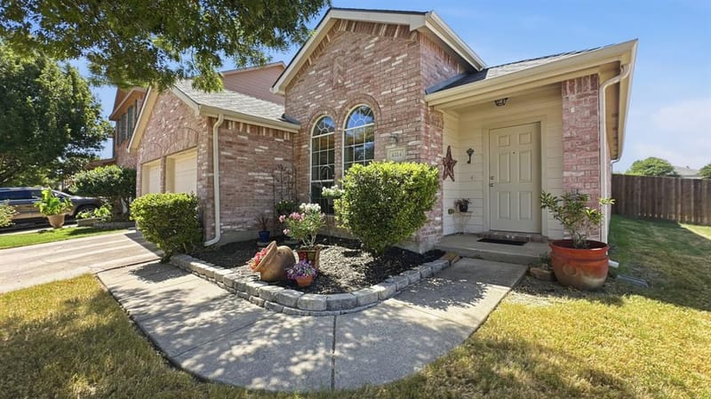 4324 Westbend Lane, Fort Worth TX 76244