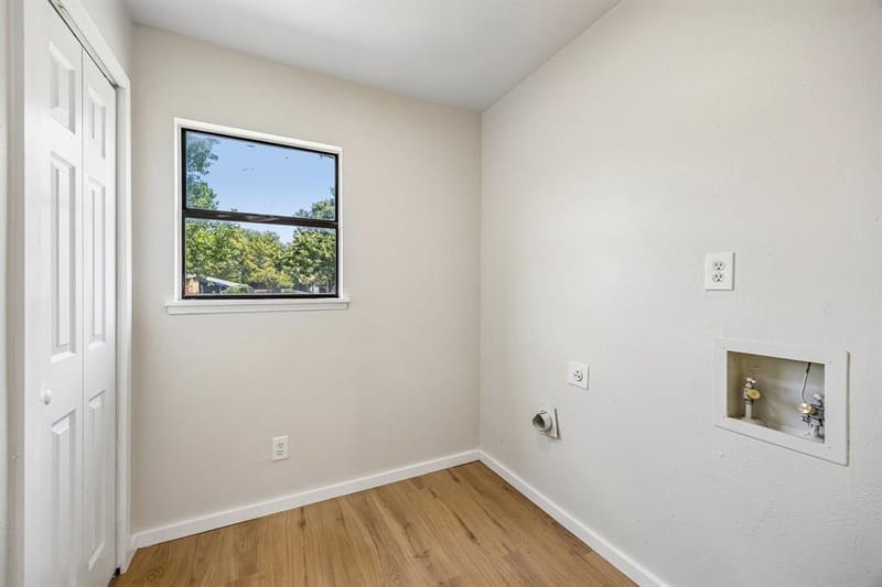 11711 Kilkirk Lane, Dallas TX 75228 - Photo 11