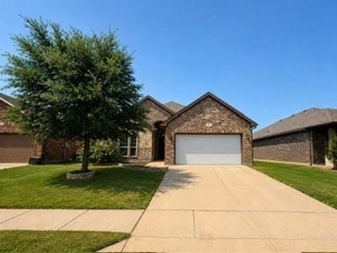 321 Avila Lane, Fort Worth TX 76052