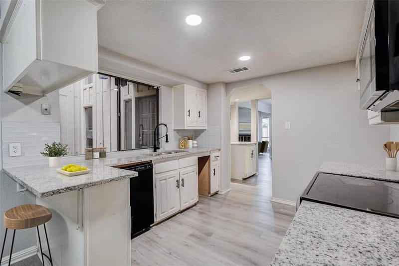 3161 Golden Oak, Farmers Branch TX 75234 - Photo 17