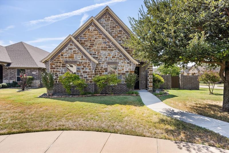 3503 Fountain Way, Granbury TX 76049 - Photo 2