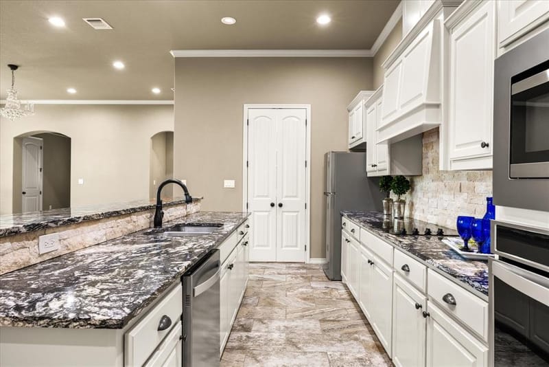 3503 Fountain Way, Granbury TX 76049 - Photo 14