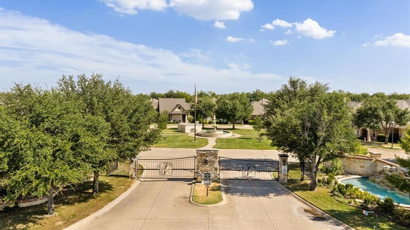 3503 Fountain Way, Granbury TX 76049 - Photo 31