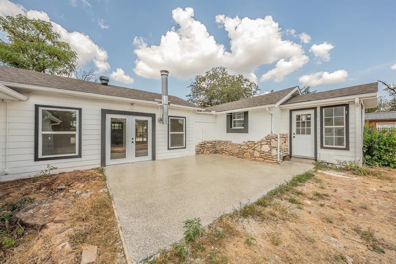 307 Ross Avenue, Glen Rose TX 76043 - Photo 32