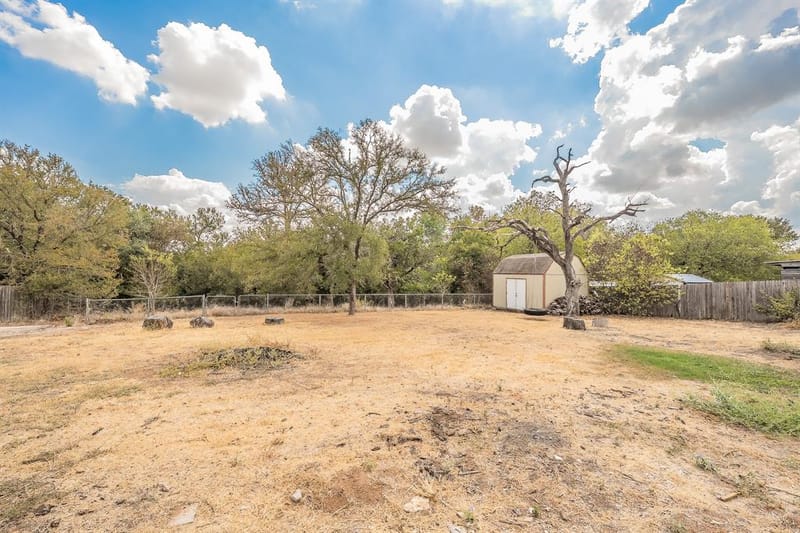 307 Ross Avenue, Glen Rose TX 76043 - Photo 33