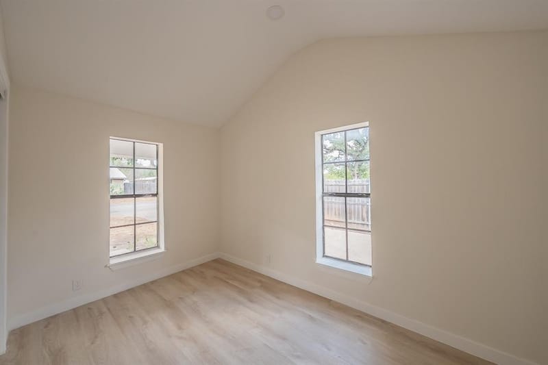 307 Ross Avenue, Glen Rose TX 76043 - Photo 14