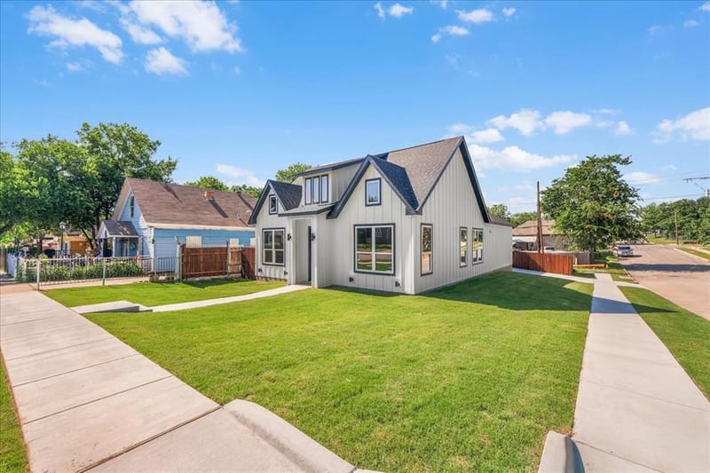 3021 Avenue J, Fort Worth TX 76105 - Photo 6
