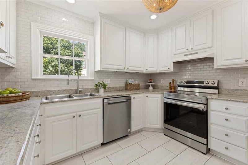 3627 S Versailles Avenue, Dallas TX 75209 - Photo 11