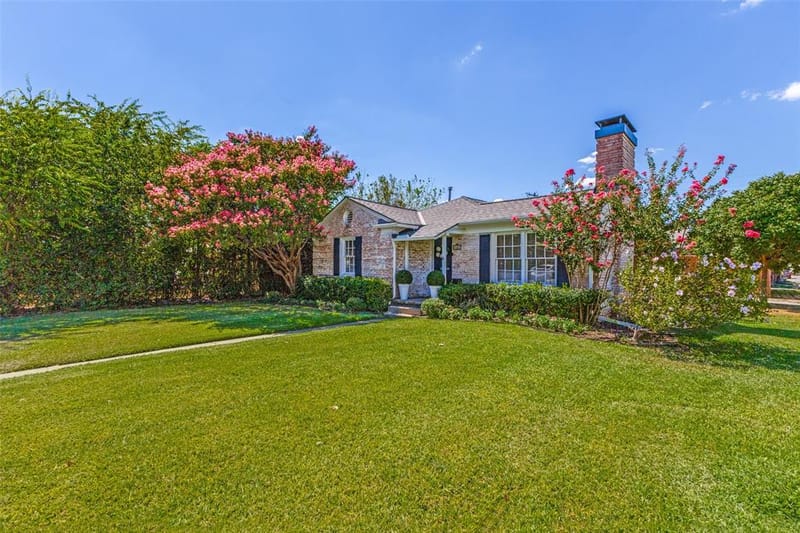 3627 S Versailles Avenue, Dallas TX 75209 - Photo 4