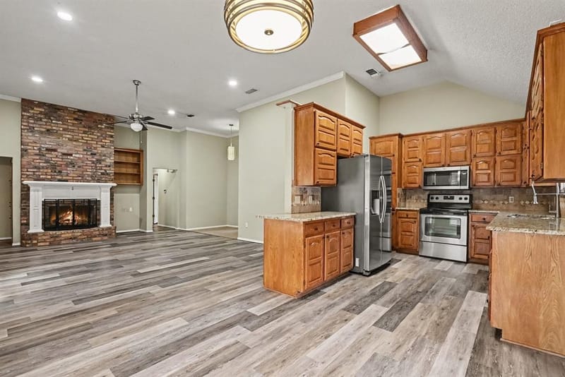 110 Mill Creek Lane, Weatherford TX 76087 - Photo 7