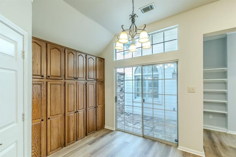 3107 Lake Oak Drive, Arlington TX 76017 - Photo 8