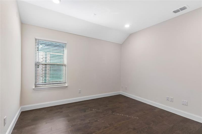 12778 Friar Street, Farmers Branch TX 75234 - Photo 15