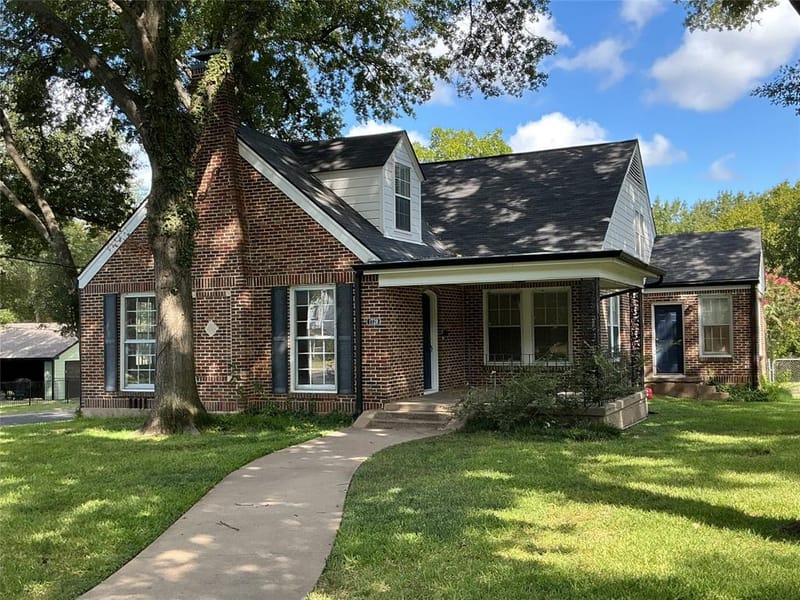 1720 Sycamore Avenue, Corsicana TX 75110