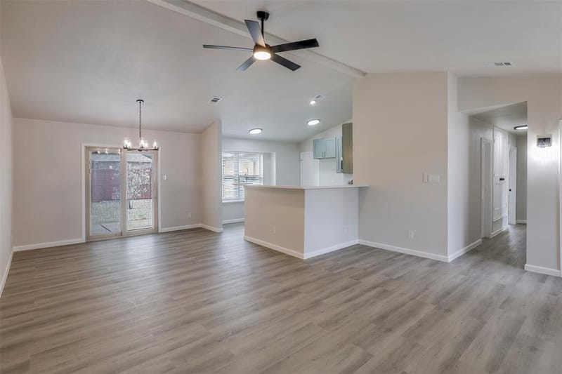 4201 Arbor Creek Drive, Carrollton TX 75010 - Photo 7