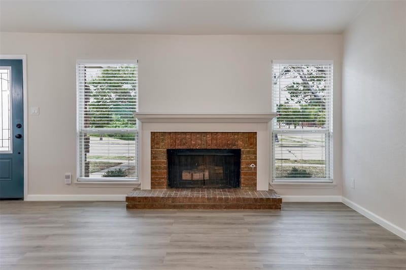 4201 Arbor Creek Drive, Carrollton TX 75010 - Photo 4