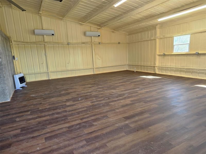 243 Blue Sky Lane, Springtown TX 76082 - Photo 12