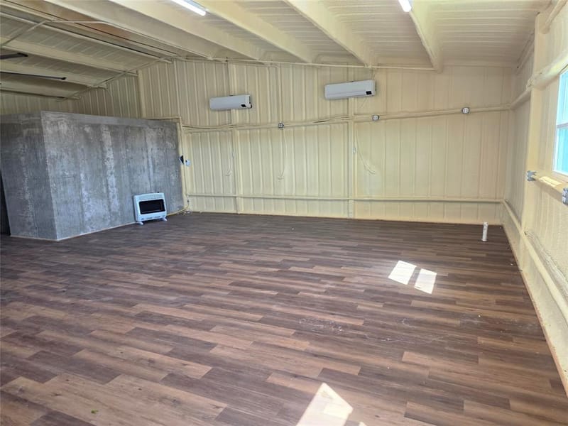 243 Blue Sky Lane, Springtown TX 76082 - Photo 14