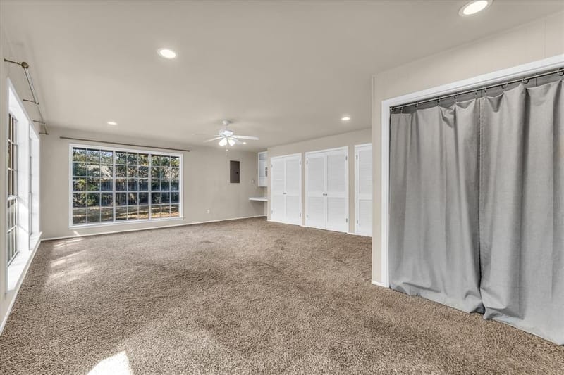 1728 Laurel Lake Drive, Waco TX 76710 - Photo 4