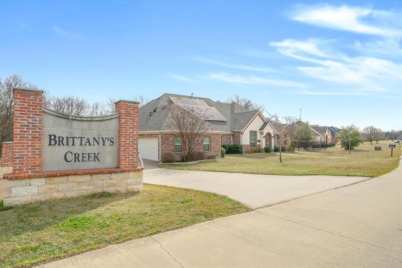 1088 Stephen Court, Farmersville TX 75442 - Photo 2