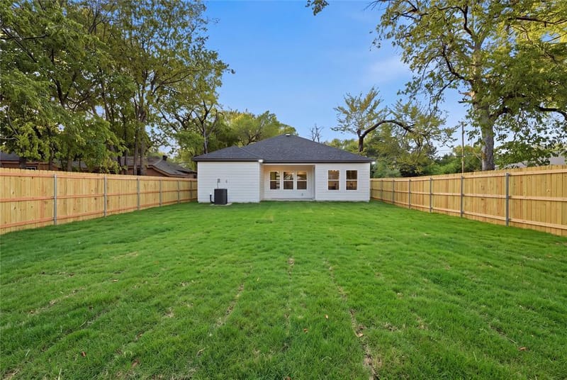 2638 Southland Street, Dallas TX 75215 - Photo 26