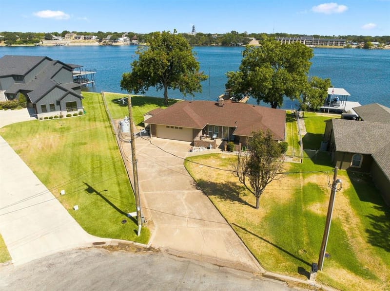 504 Panama Court, Granbury TX 76048 - Photo 32