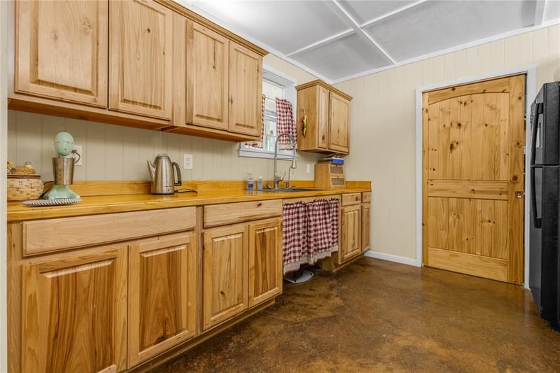 127 Mohican, Quitman TX 75783 - Photo 16