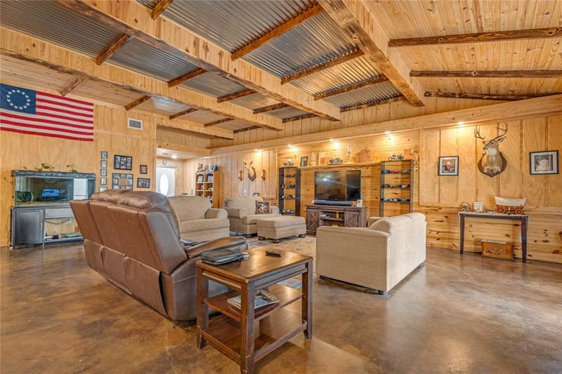 127 Mohican, Quitman TX 75783 - Photo 9