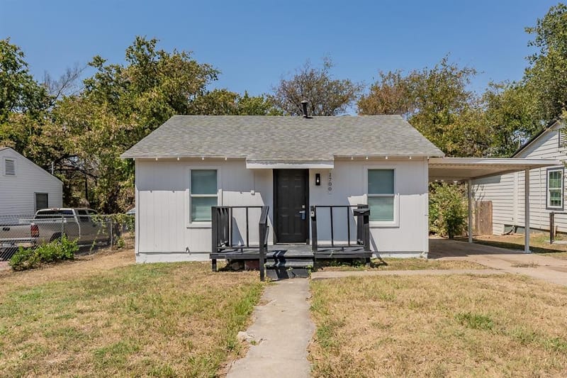 1700 Andrew Avenue, Fort Worth TX 76105