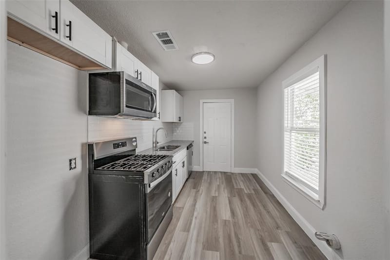 1700 Andrew Avenue, Fort Worth TX 76105 - Photo 14