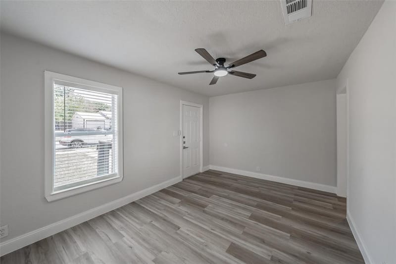 1700 Andrew Avenue, Fort Worth TX 76105 - Photo 11