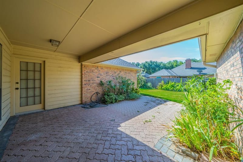 529 Winston Street, Grand Prairie TX 75052 - Photo 22