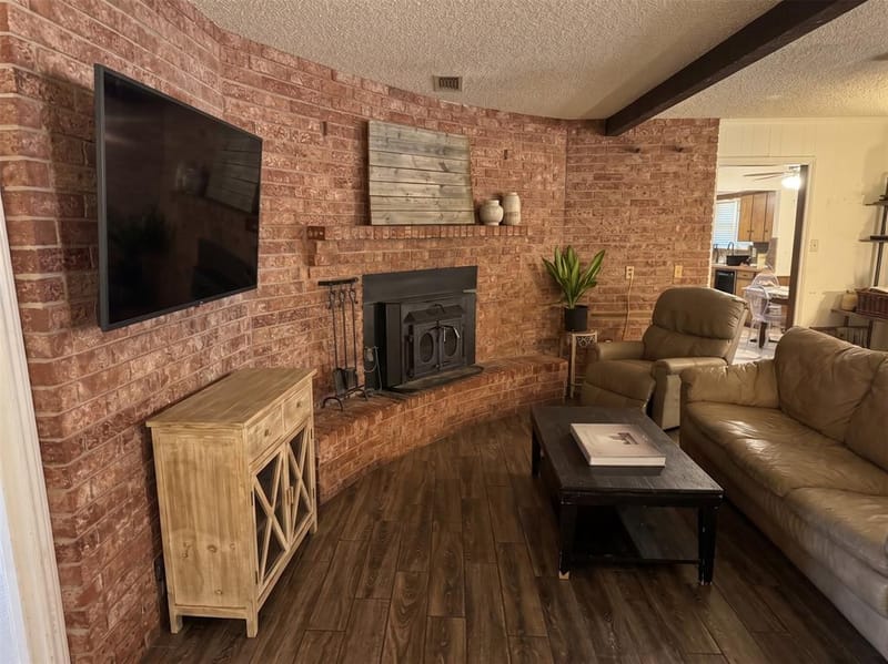 528 Marcus Drive, Lewisville TX 75057 - Photo 7