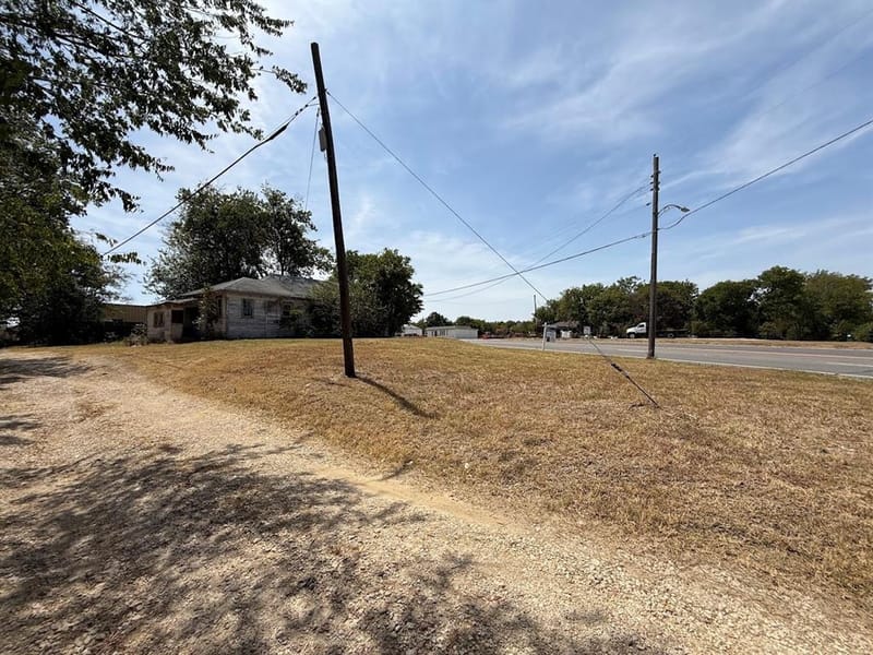 503 Abbott, Hillsboro TX 76645 - Photo 7